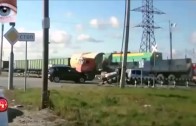 Compilations d’accidents de camions 2013 Voyez les pires accidents