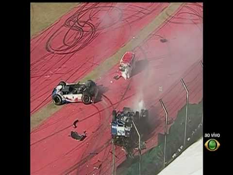 Incredible accident in Formula Truck 2010